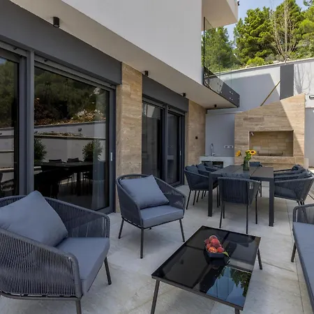 Luxurious In Dingac With Sauna Gornji Dingac