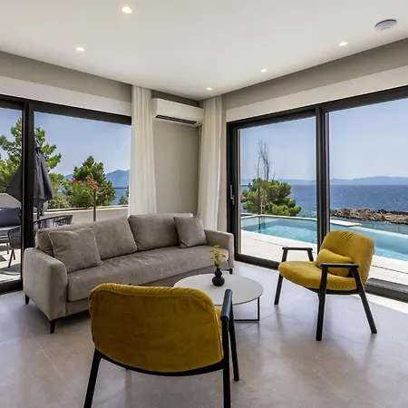 Luxurious In Dingac With Sauna