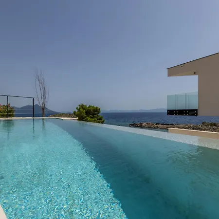 Luxurious In Dingac With Sauna بيت للعطل Gornji Dingač