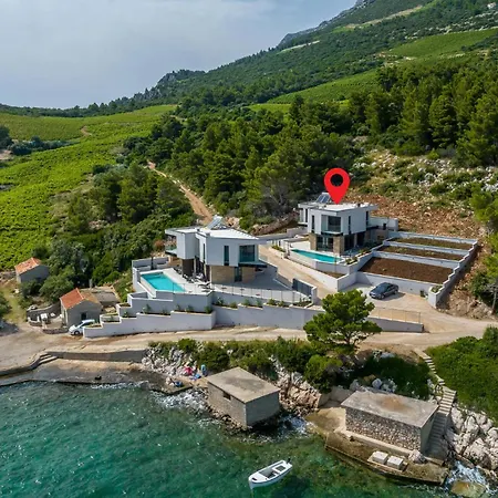 Luxurious In Dingac With Sauna Сasa de vacaciones *