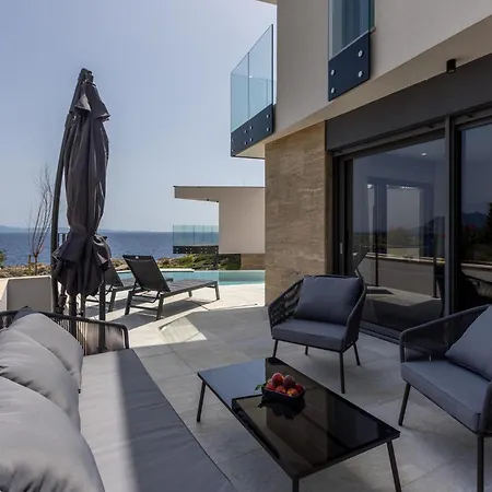 Сasa de vacaciones Luxurious In Dingac With Sauna